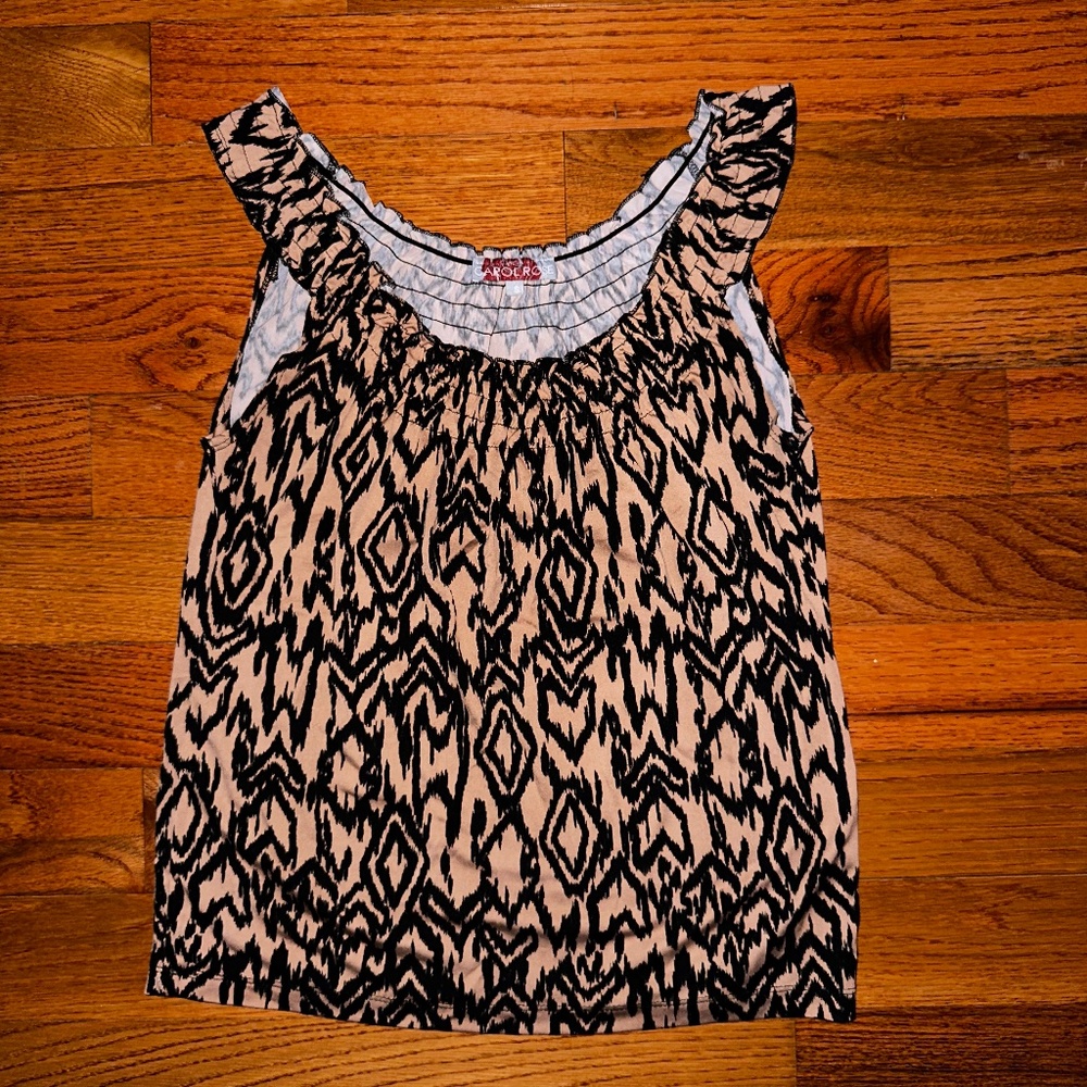 Excellent Condition Carol Rose Tank Blouse.